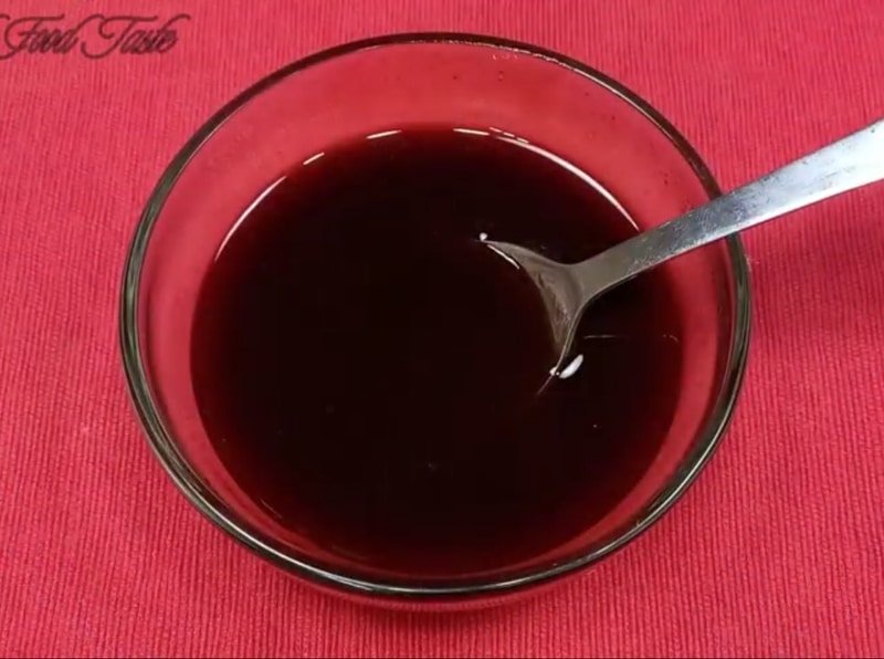 preparing the sticky sauce