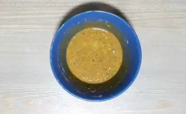 prepare batter to make fried fish crispy and spicy