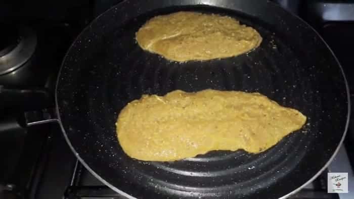 place chicken steaks in the pan