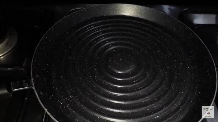 skillet or grill pan for chicken steaks