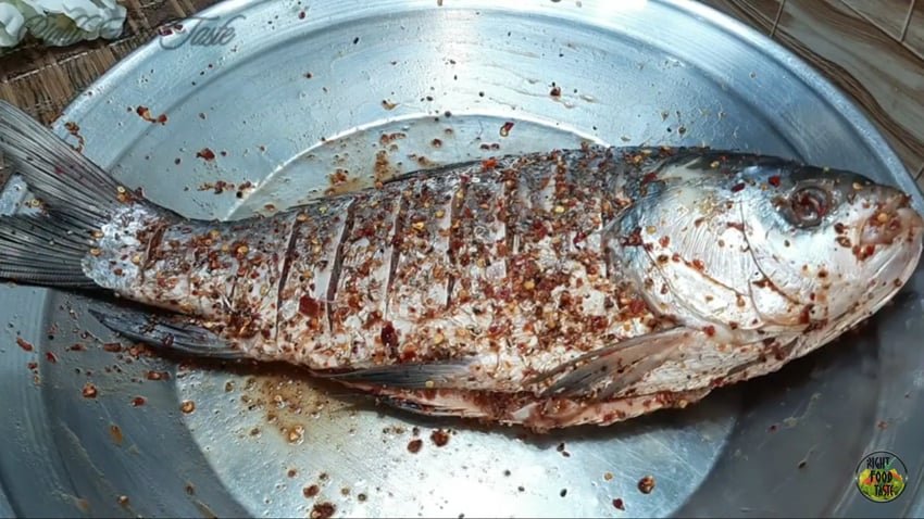 marination of the whole fish