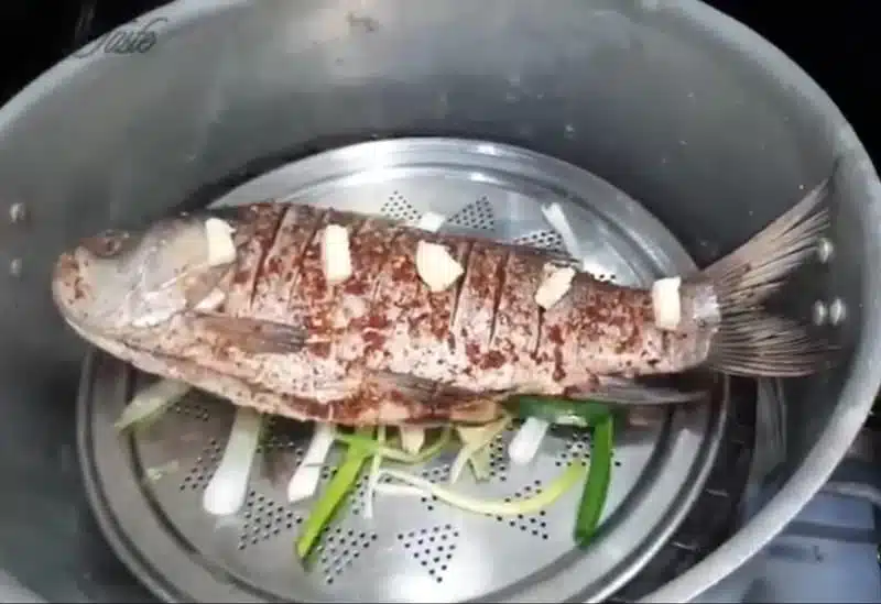 steamed whole fish 3