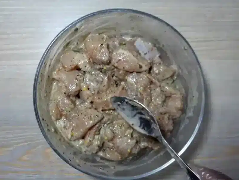 creamy chicken pizza step3