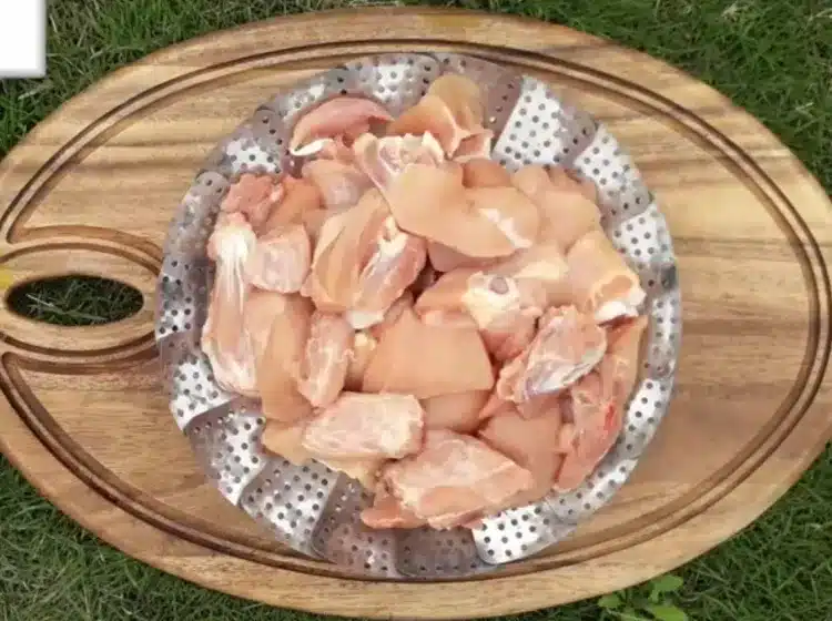 cuts of chicken meat for karahi